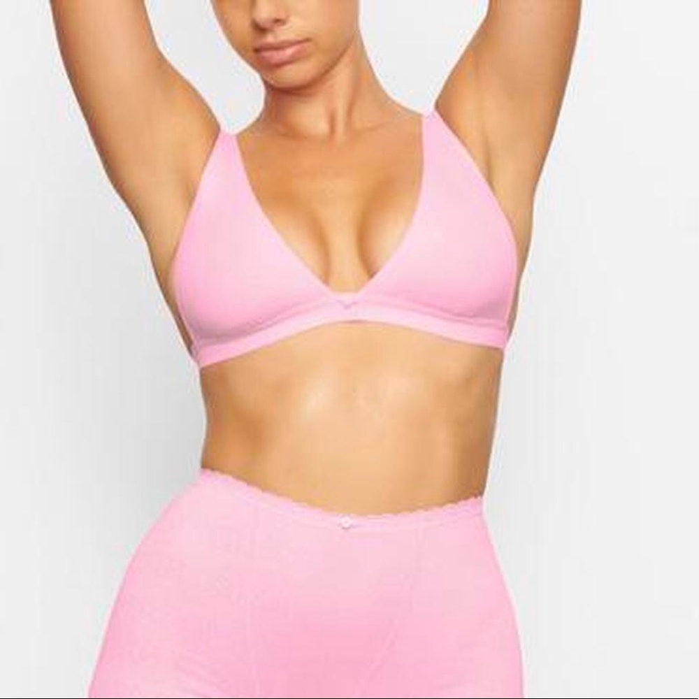 SKIMS pink bubblegum pointelle bra